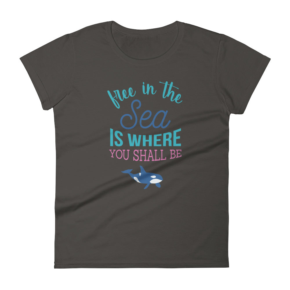 Free in the Sea Women's Shirt - Splashing Apparel