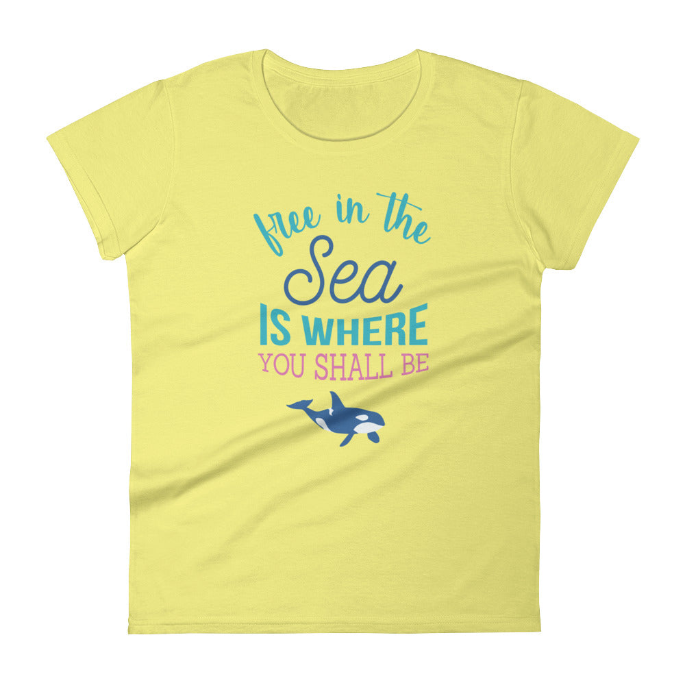 Free in the Sea Women's Shirt - Splashing Apparel